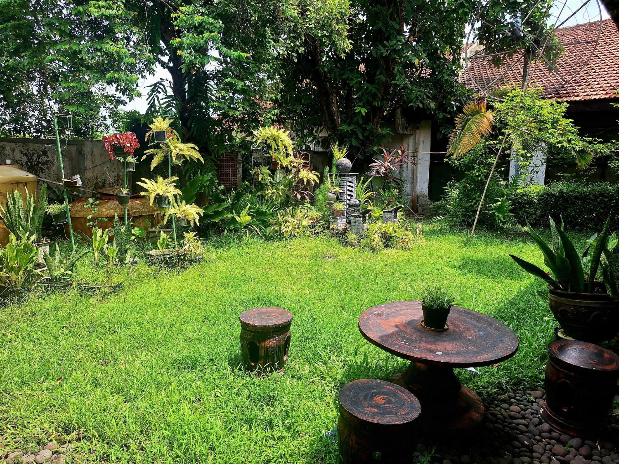 Reddoorz Near Stadion Semeru Lumajang Jawa Timur エクステリア 写真